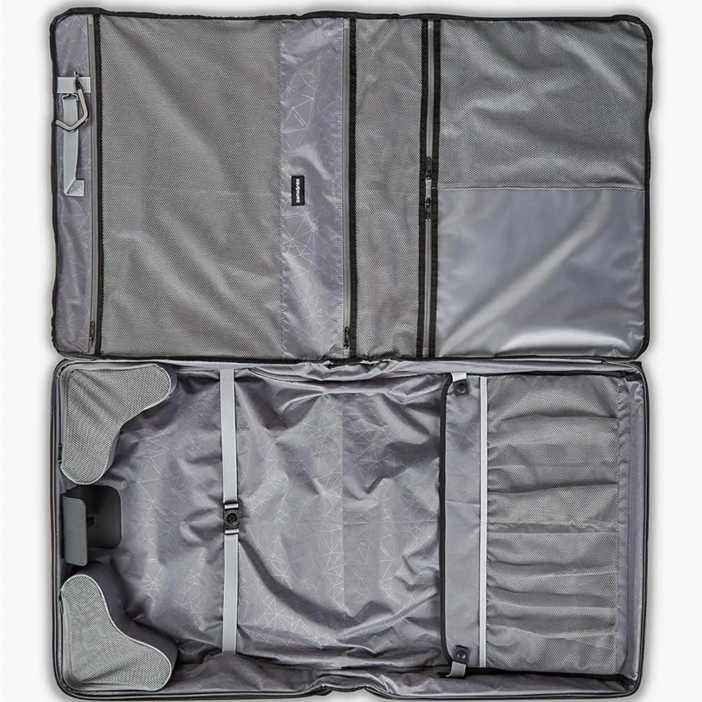 Samsonite materials pulls capacity